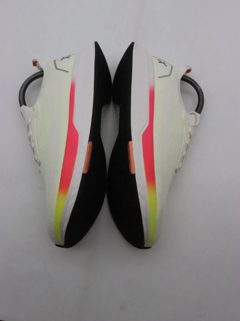 Fluxw Adapt Runner White Neon Men's 7 Womens 8.5 Running Athletic Walking Sneake